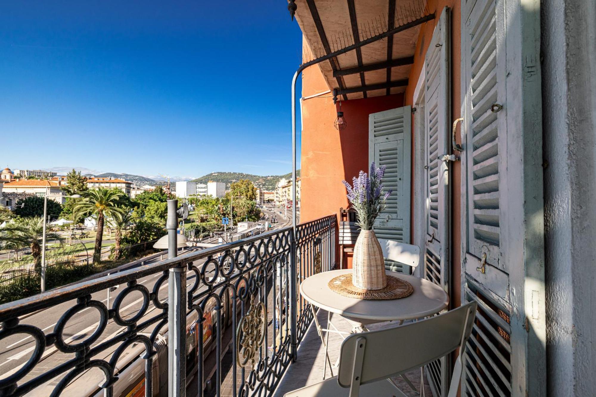 2 Bdr Panoramic View On Gardens * Nizza